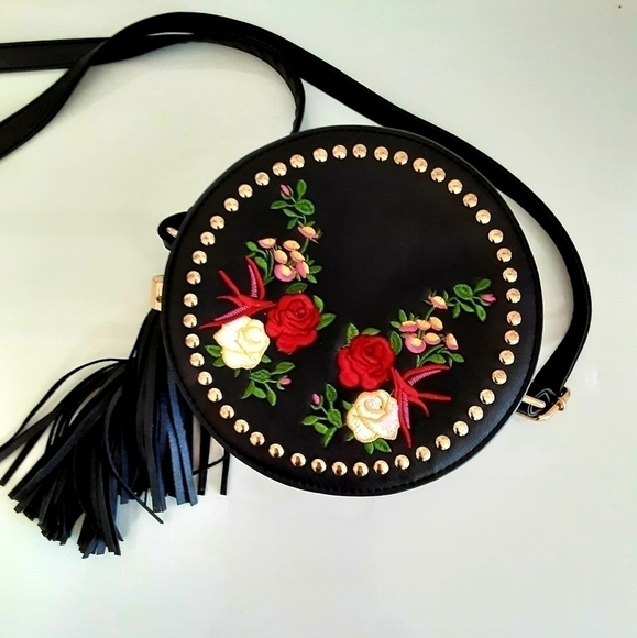 Kiss Me Couture Embroidered Round Crossbody Bag - Picture 2 of 7